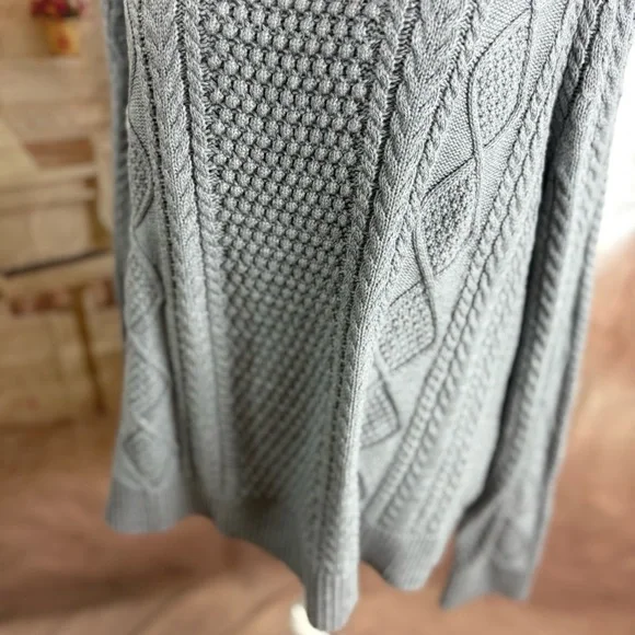 NEW J. Crew Cable Knit Cotton Gray Women's Sweater - Picture 5 of 8